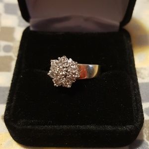 14k 1 carat diamond cluster ring size 7